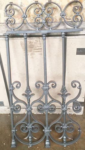 Balustrade, sierlijke leuning in gietijzer - Thumbnail 3